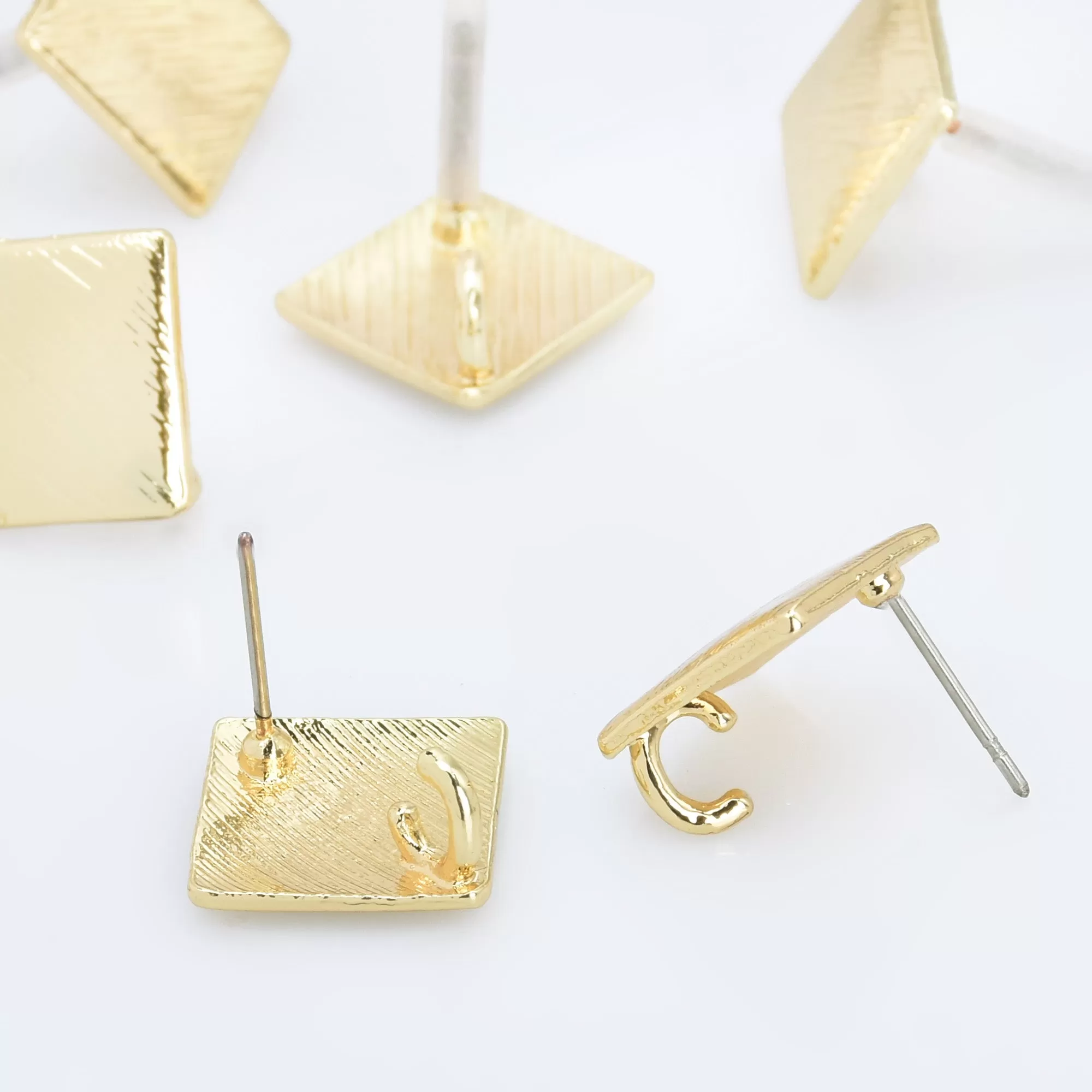 Alloy Curved Post Earrings Findings Simple Connector Stud Ear Accessories DIY Making Jewelry Golden Plated 6pcs 102823