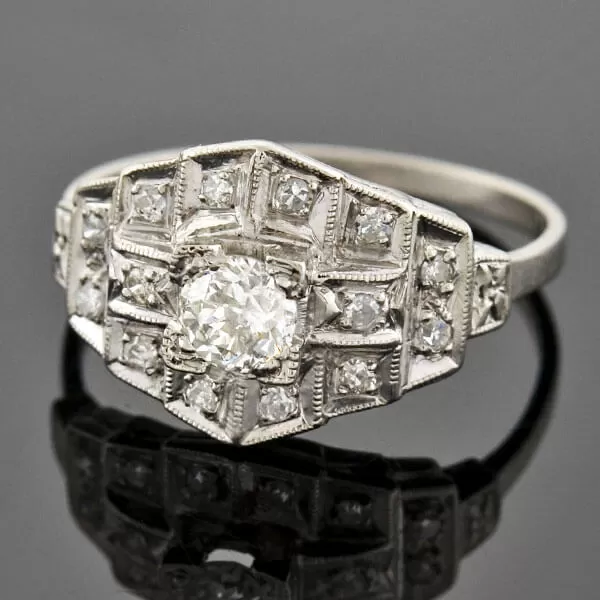 Art Deco Platinum "Multi-Step" Diamond Ring 0.30ct