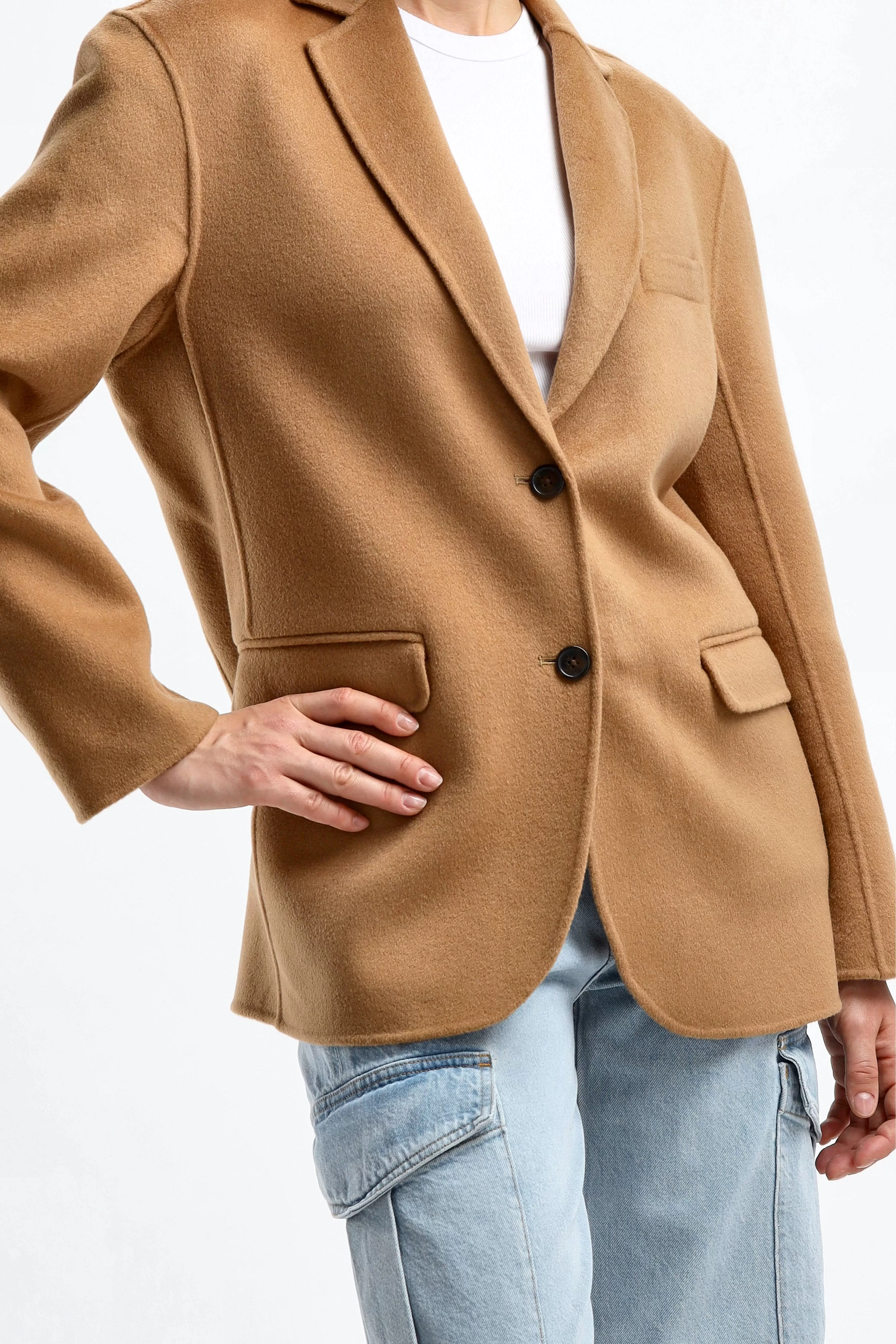 Blazer Quinn in Camel