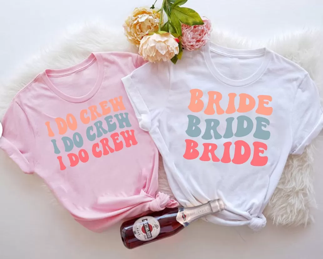 Colourful Bride Crewneck/T-Shirt