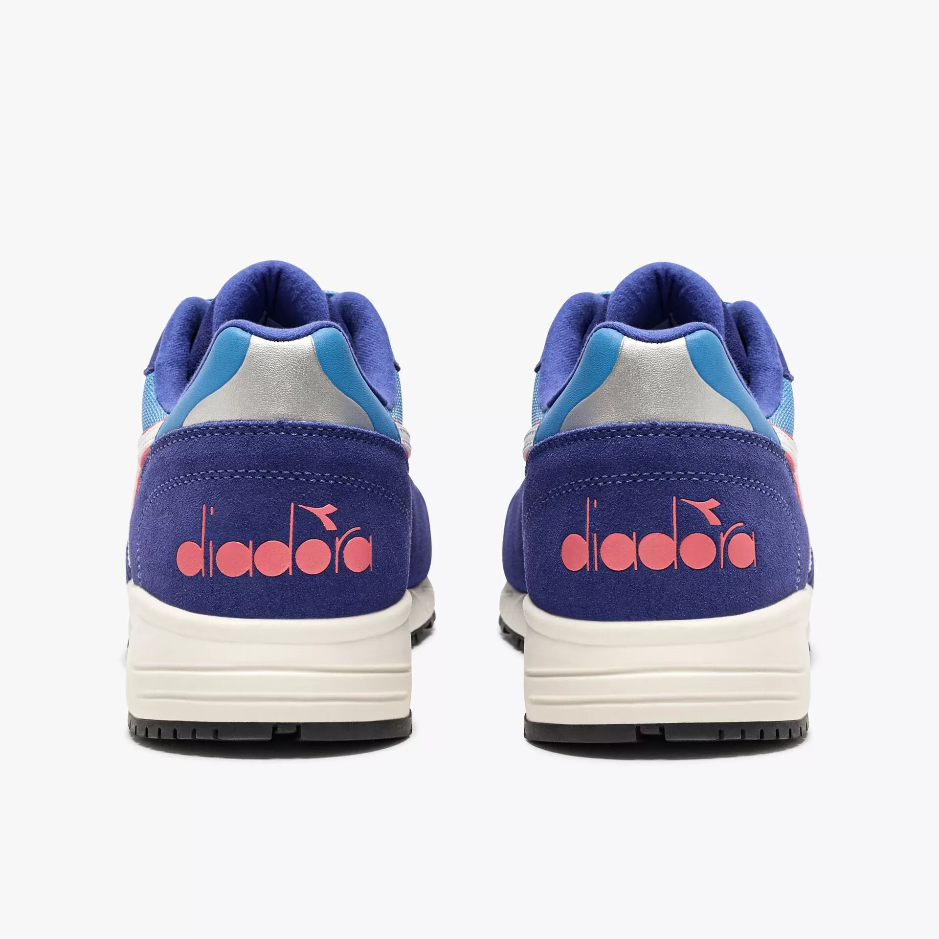 Diadora N902 Trainers Blue