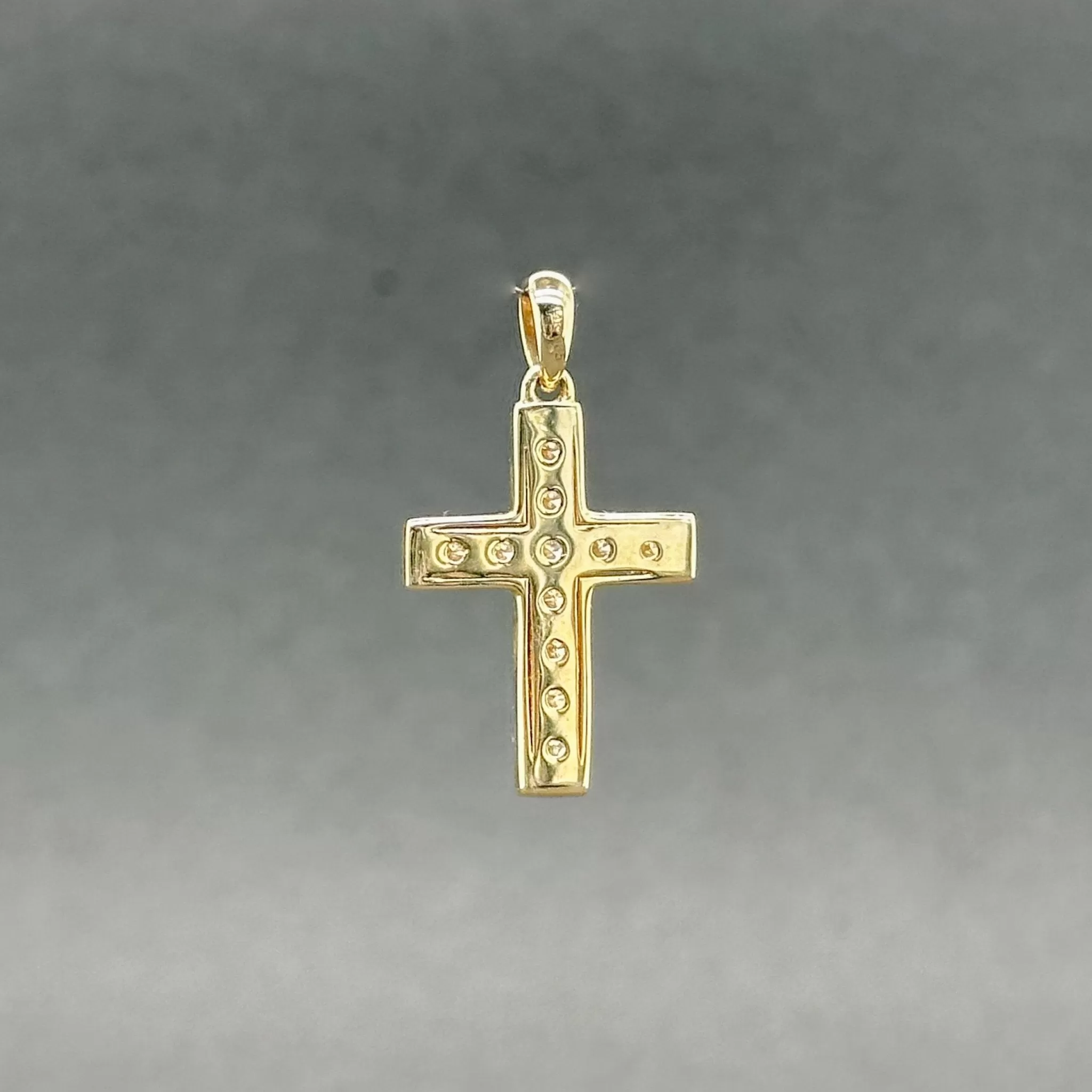 Estate 14K Y Gold 0.36ctw G/SI2-I1 Diamond Cross Pendant