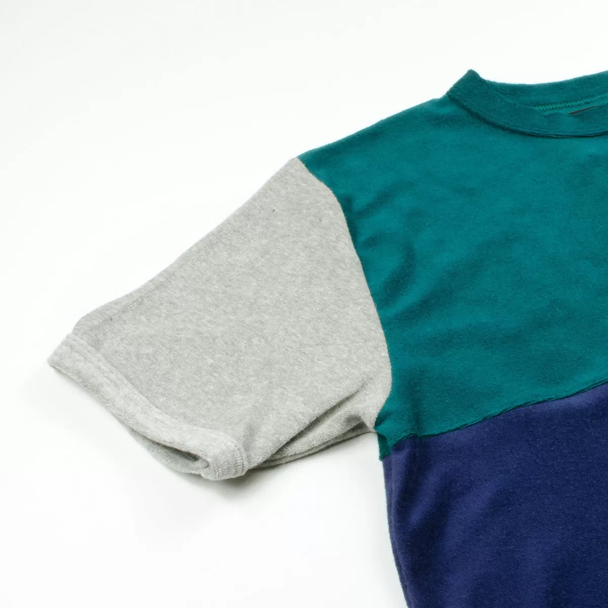 Howlin' - Sunforest Two Color Block T-shirt - Navy / Green / Grey