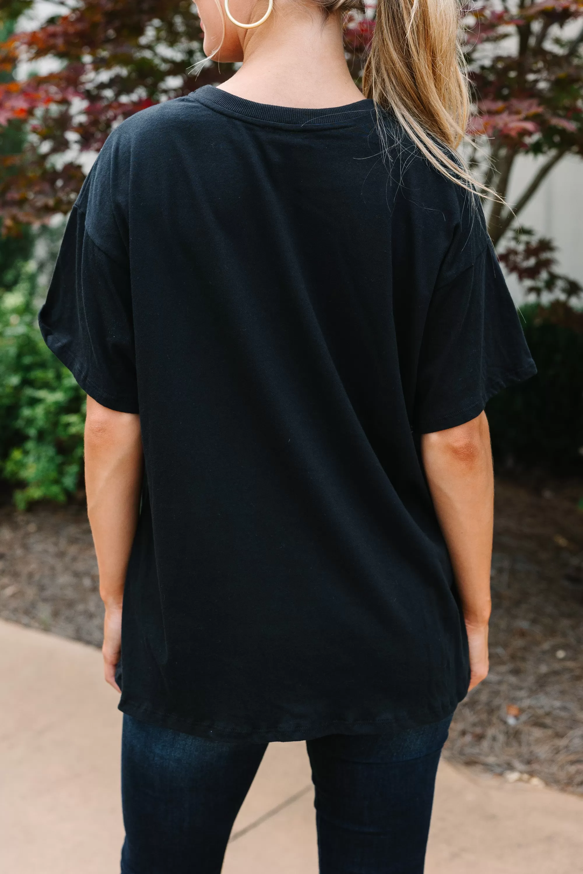 Into The Desert Black Graphic Tee