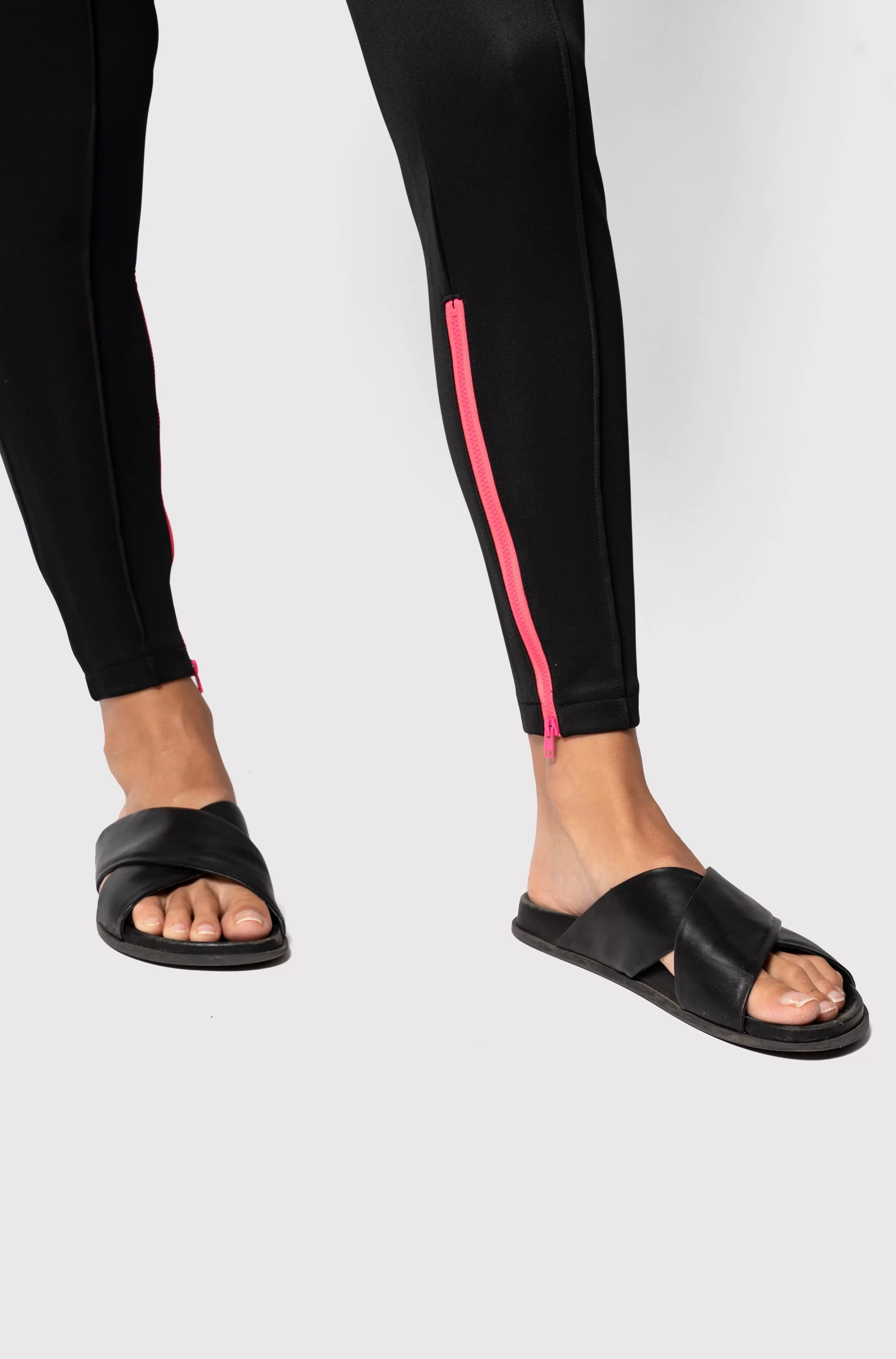 LUPE Pants Black & Pink