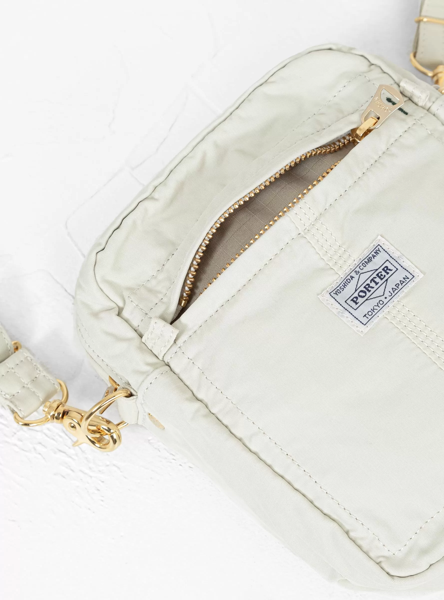 MILE Shoulder Bag White