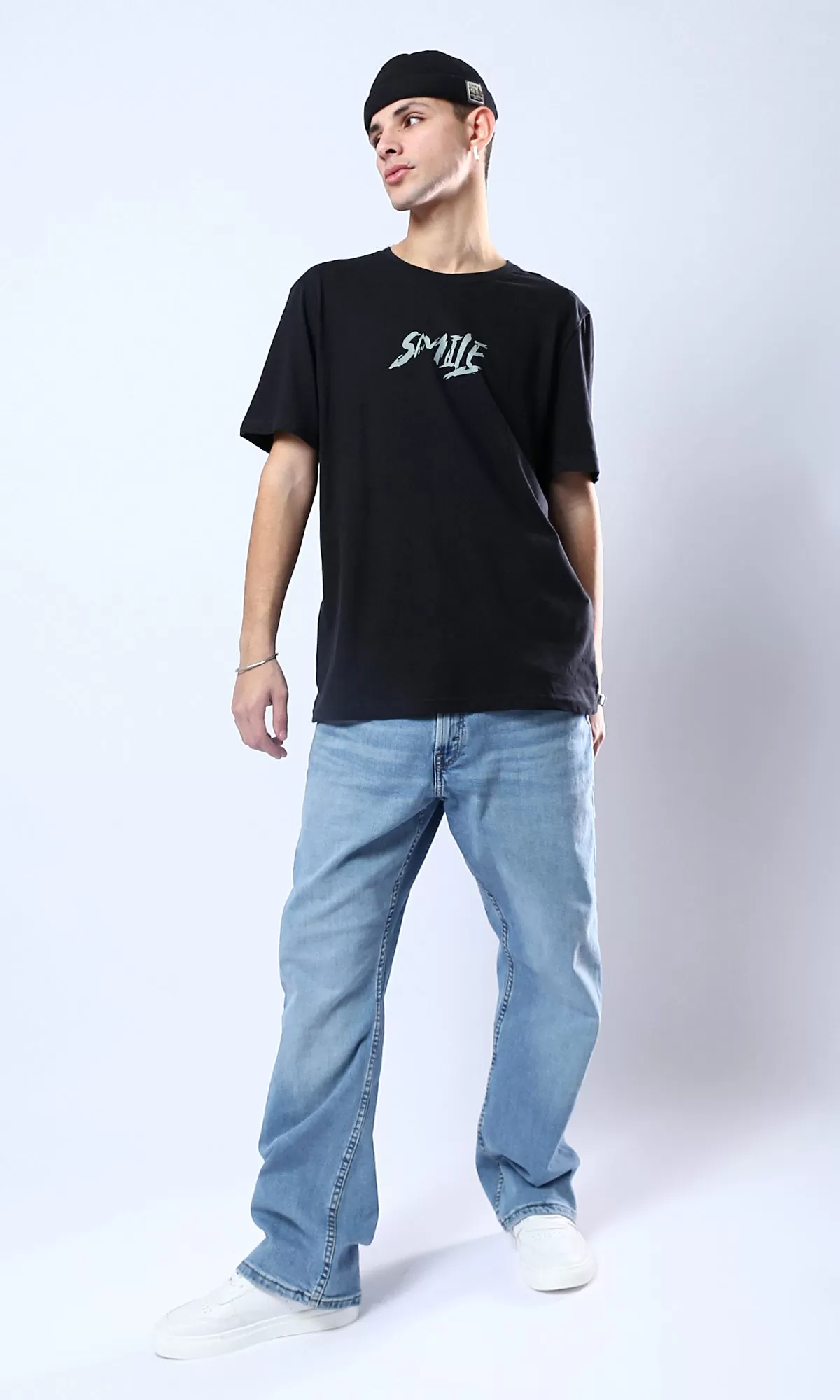 O178965 Smile Crew Neck Regular Fit Black Tee