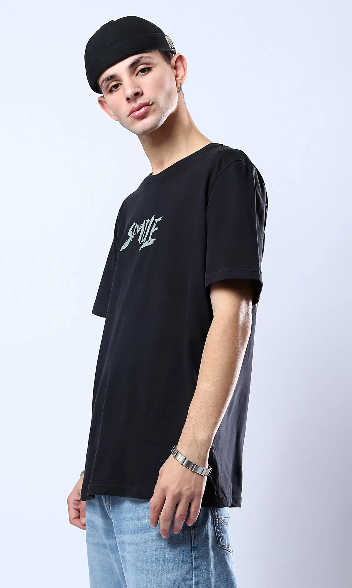 O178965 Smile Crew Neck Regular Fit Black Tee