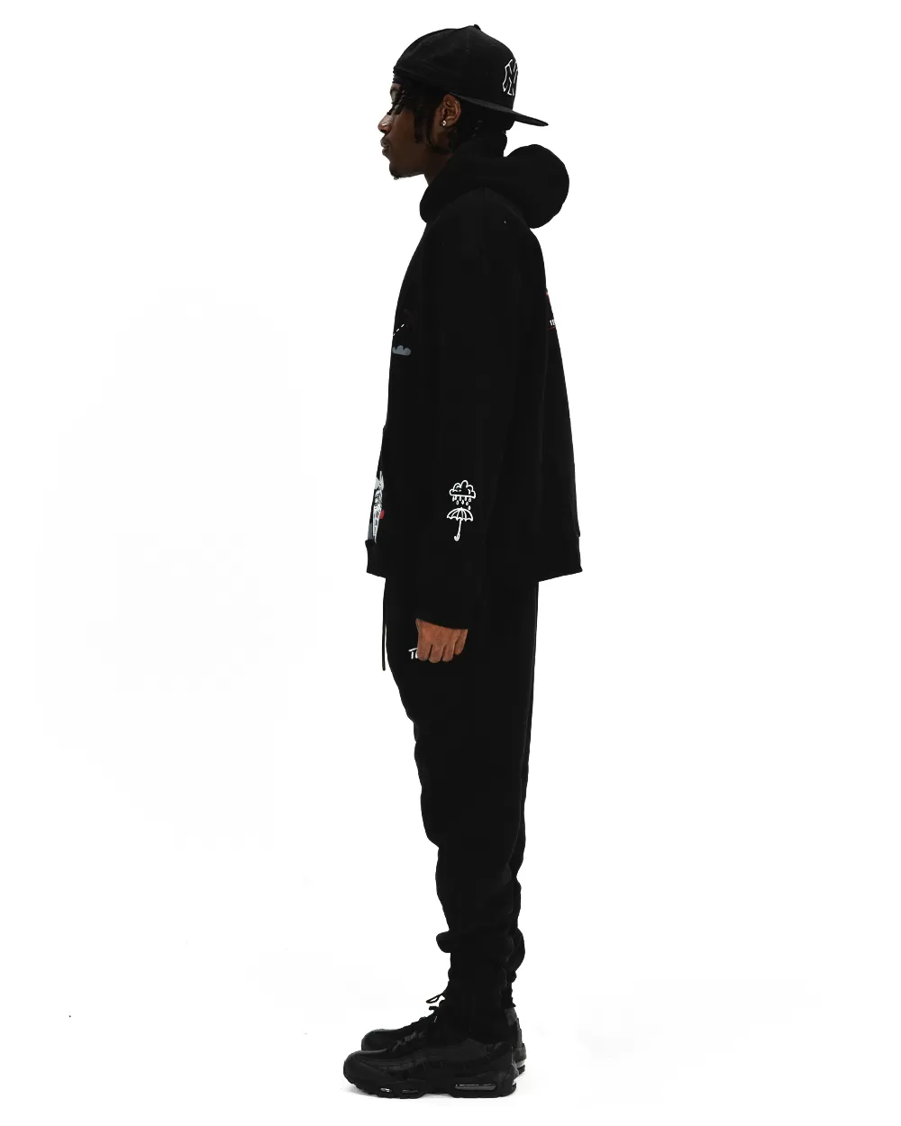 TAX3 L-TOWN HOODIE - BLACK