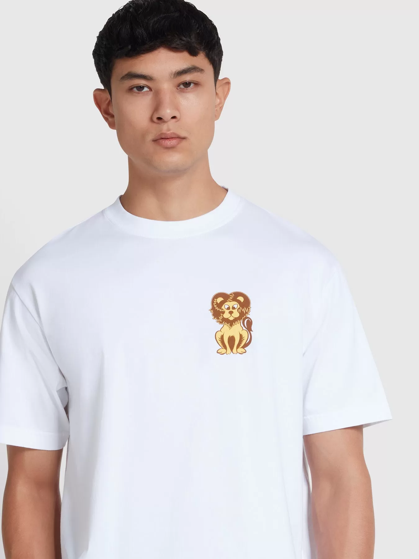 Xavier Lion Graphic Print T-Shirt In White