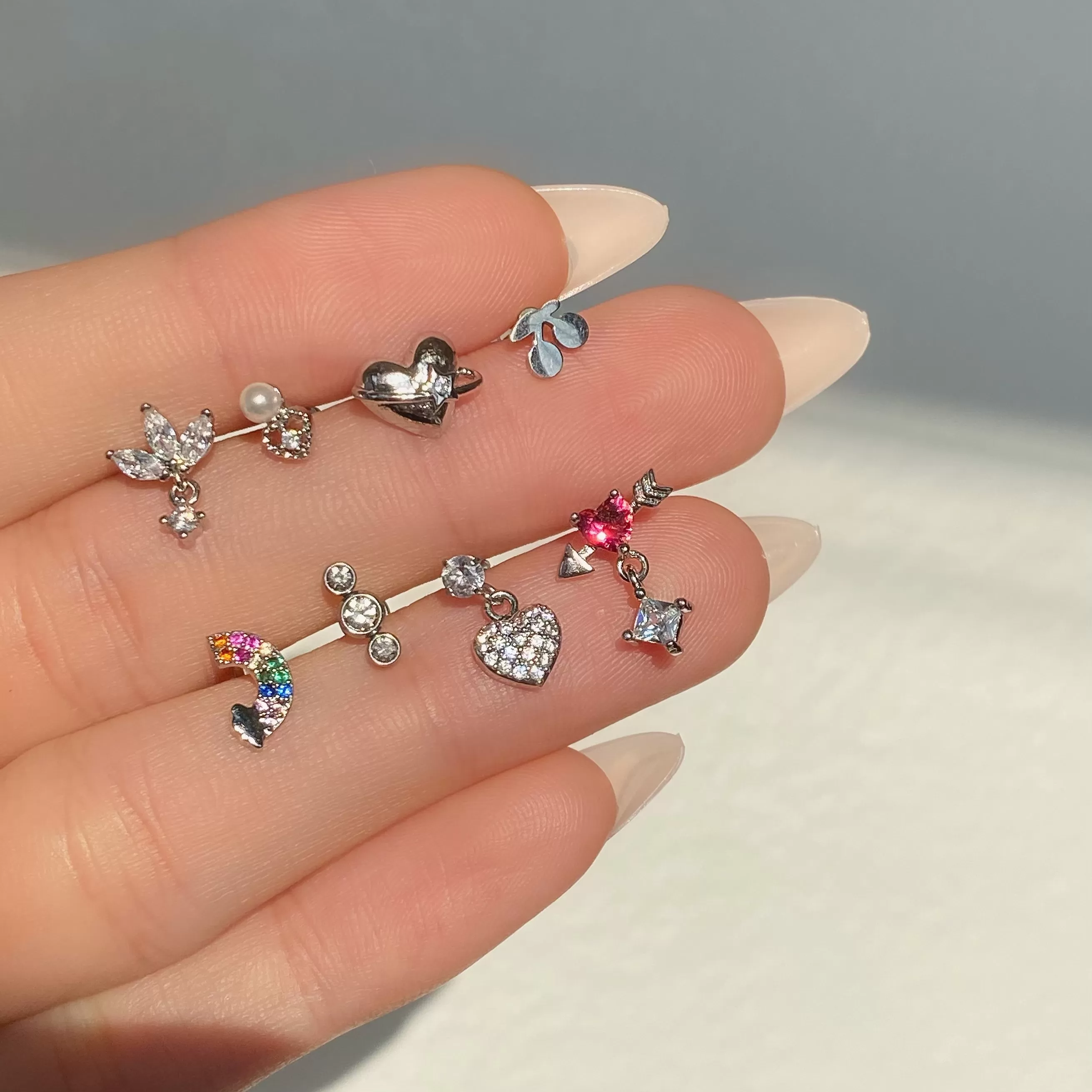 💖Cross Puffed Love Stud